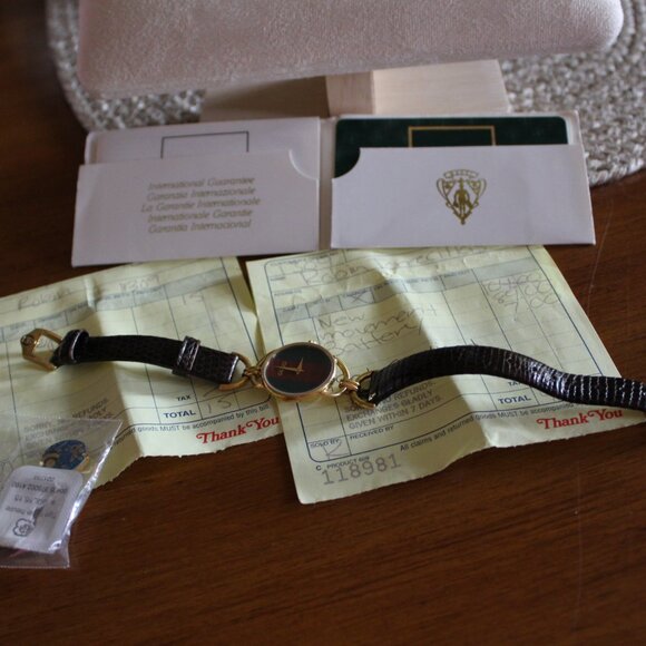 Womens Gucci Watch 6000L Great shape! - Picture 14 of 14